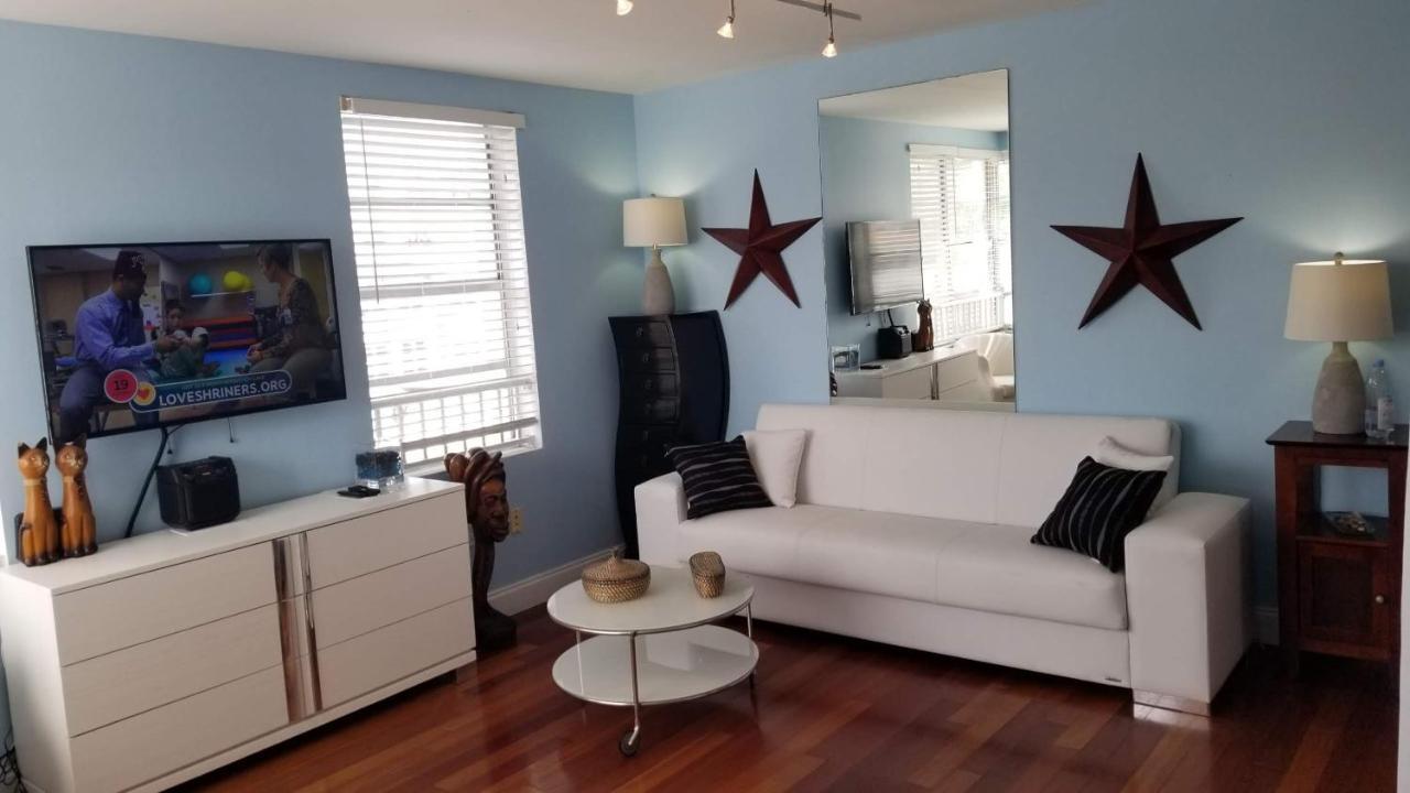 Spacious Private Sobe Studio ไมอามีบีช ภายนอก รูปภาพ